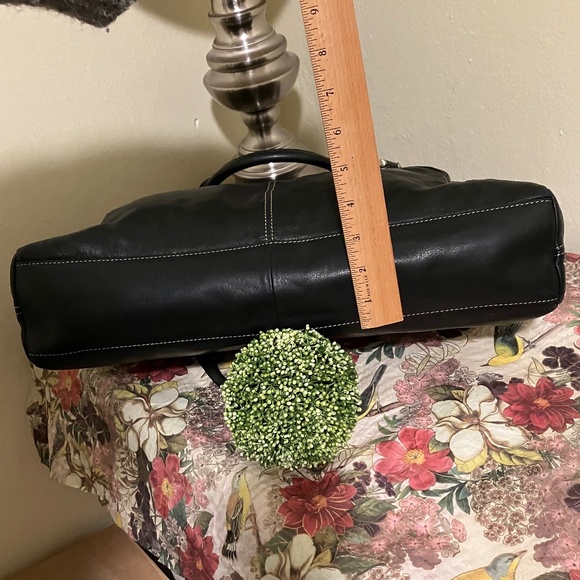 Liz Claiborne Leather Briefcase Laptop Bag, Black - Picture 6 of 16